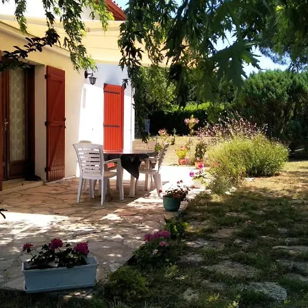 Bed and breakfast Mahastian 3*